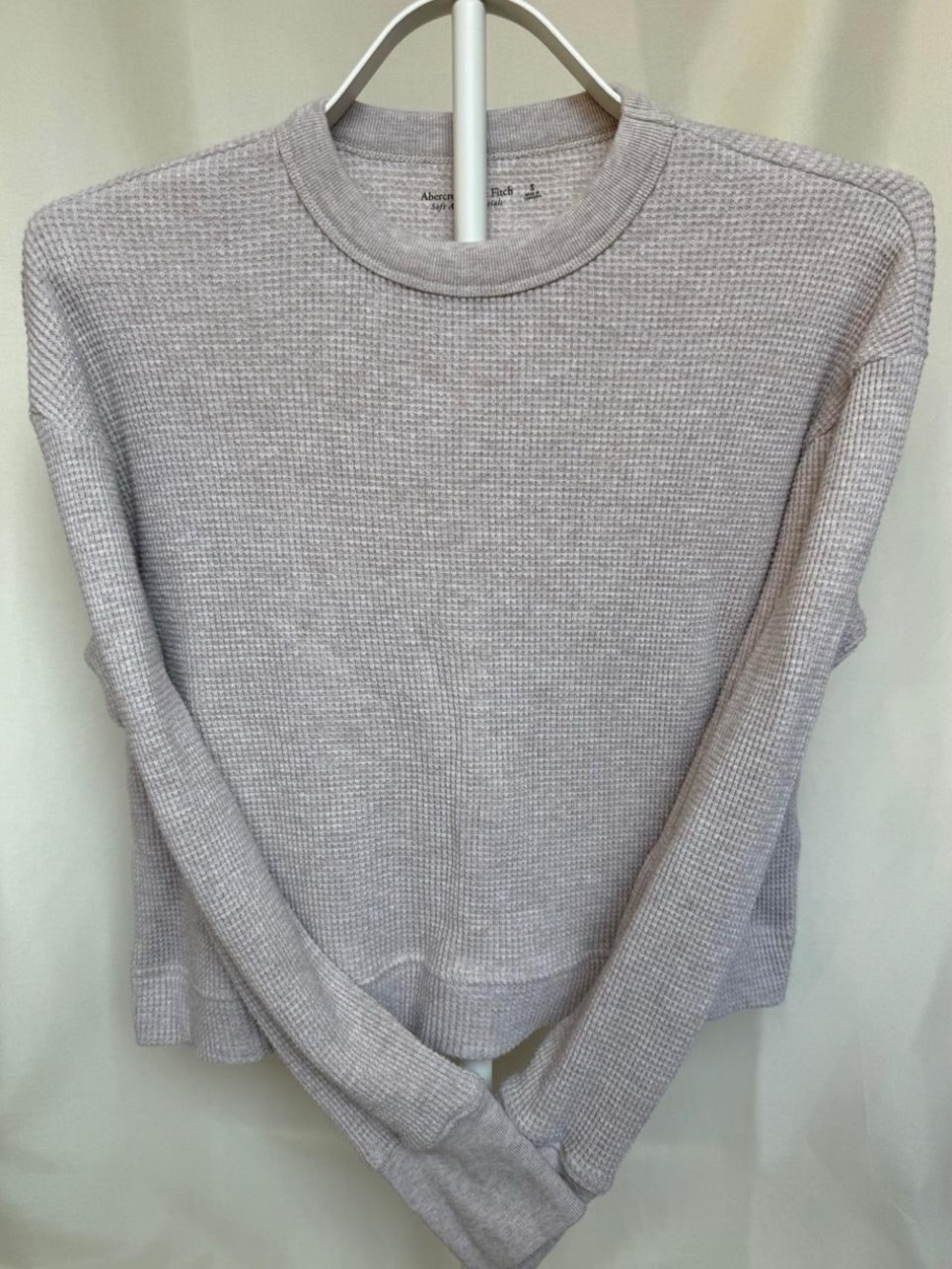 Abercrombie & Fitch Gray Waffle-Knit Long Sleeve Top